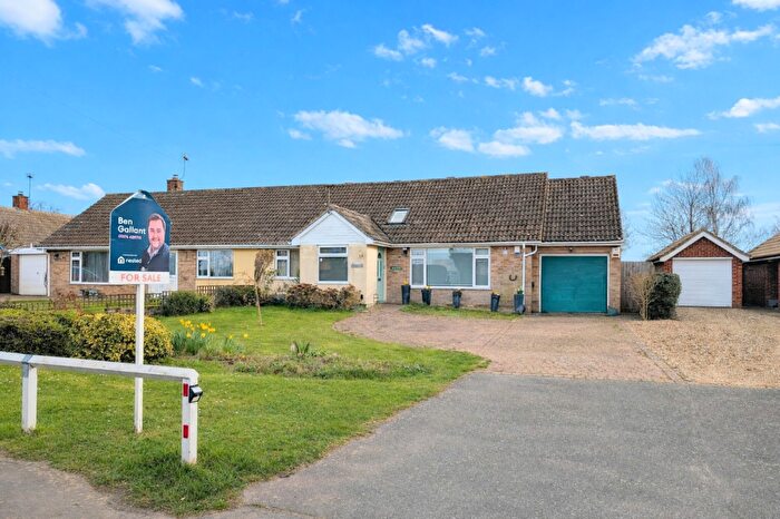 4 Bedroom Semi-Detached House For Sale In Church Road, Bulmer, CO10