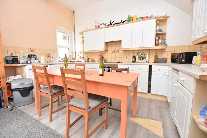 5 Bedroom Terraced House To Rent In Worrall Road, Upper Maisonette, Clifton, BS8