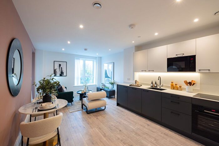 1 Bedroom Flat For Sale In Silver Road, Lewisham, SE13