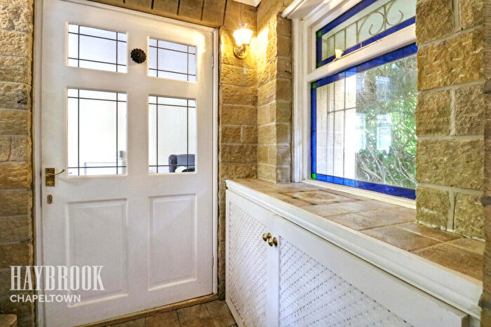 4 Bedroom Character Property For Sale In School Lane, Grenoside, S35