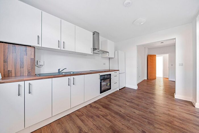 1 Bedroom Flat To Rent In Riverdale Road, Erith, DA8