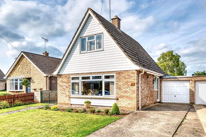 2 Bedroom Detached House For Sale In Parkway, Nassington, PE8