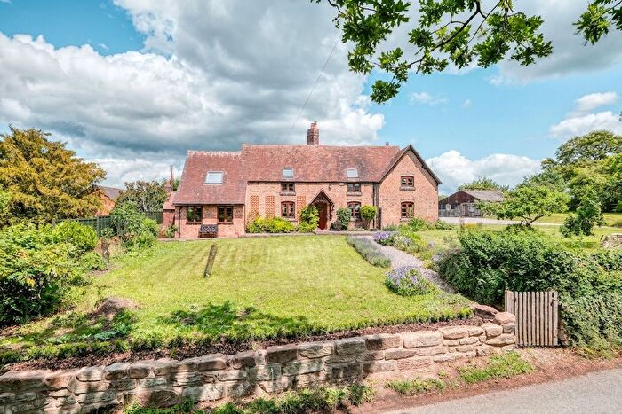 4 Bedroom Detached House For Sale In Copyholt Lane, Stoke Prior, B60