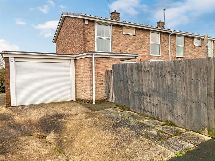 3 Bedroom Semi-detached House For Sale In Welbury Grove, Newton Aycliffe, DL5