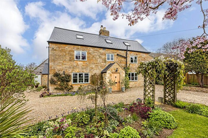 5 Bedroom Detached House For Sale In Beckford Road, Alderton, Gloucestershire, GL20