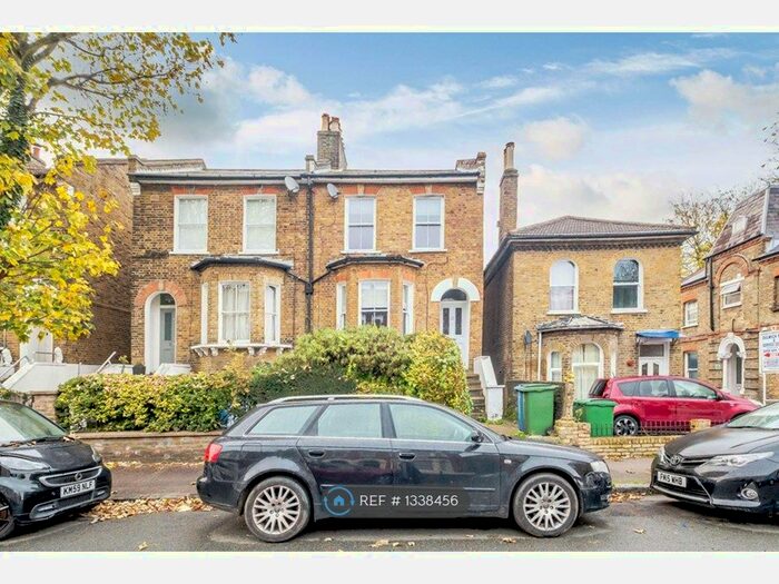1 Bedroom Flat To Rent In Tyrrell Road, London, SE22