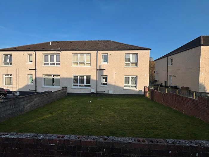 3 Bedroom Flat For Sale In Wylie Crescent, Cumnock, Ayrshire, KA18