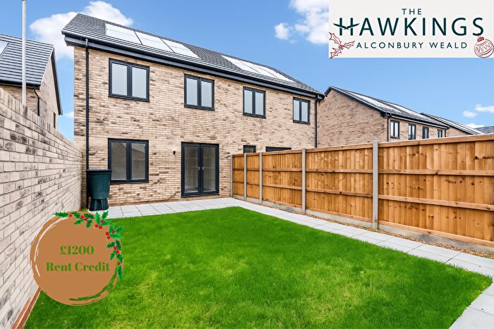 3 Bedroom Semi Detached House To Rent In The Hawkings, Huntingdon, Cambridgeshire, PE28