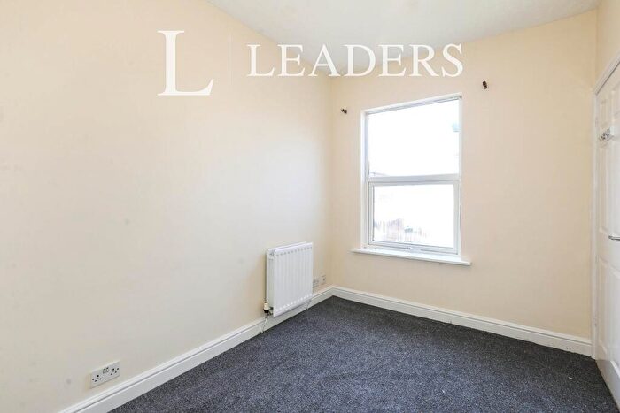 2 Bedroom End Of Terrace House To Rent In Catherine Street, Crewe, CW2