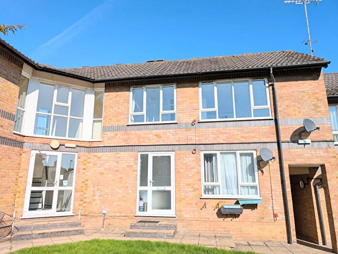 1 Bedroom Apartment To Rent In Station Road, Southwater, RH13