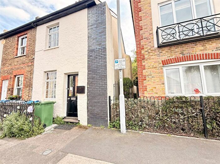 3 Bedroom House To Rent In Canbury Park Road, Kingston Upon Thames, Greater London, KT2