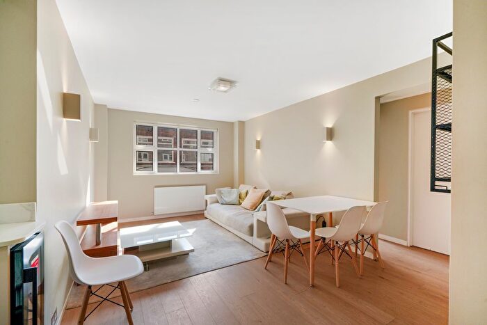 2 Bedroom Flat For Sale In Park West, Edgware Road, W2