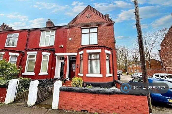 4 Bedroom Semi Detached House To Rent In Oak Road, Salford, M7