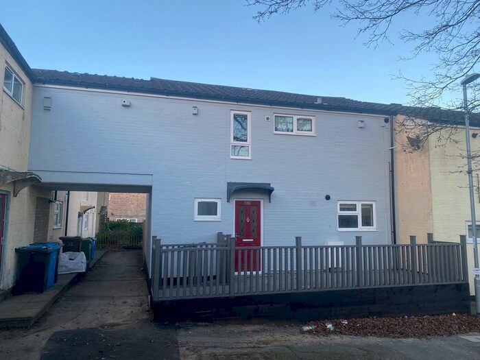 3 Bedroom Flat To Rent In Skegness Walk, Corby, NN18