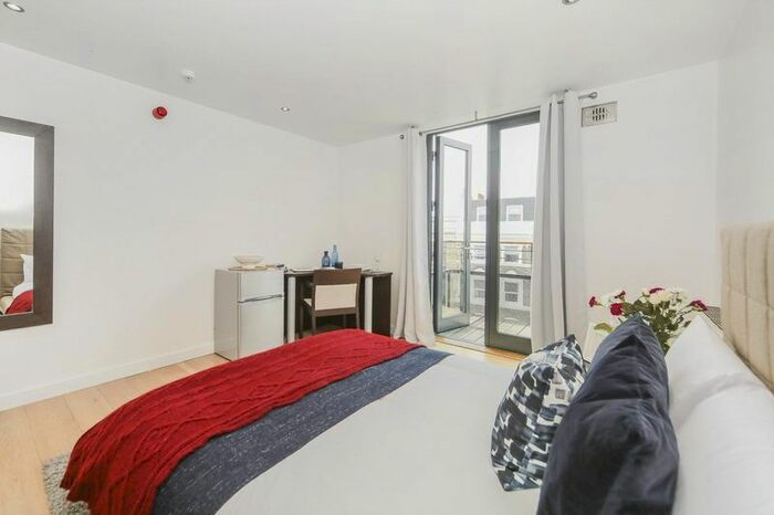 Studio To Rent In Quarters Apartments, Kilburn High Road, NW6