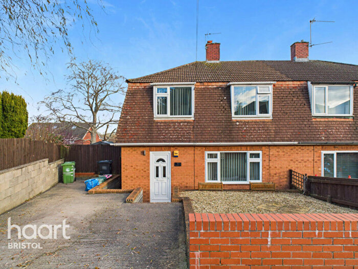 3 Bedroom Semi Detached House For Sale In Woodleigh Gardens, Bristol, BS14