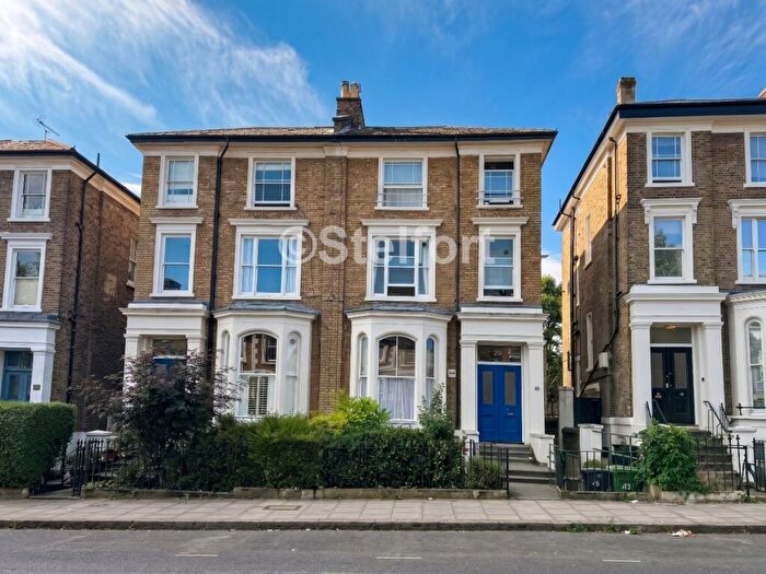 2 Bedroom Flat For Sale In St. John's Grove, London, N19