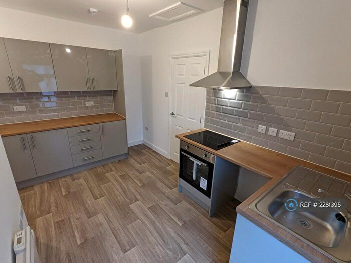 2 Bedroom Flat To Rent In Southwell Lane, Kirkby-In-Ashfield, Nottingham, NG17