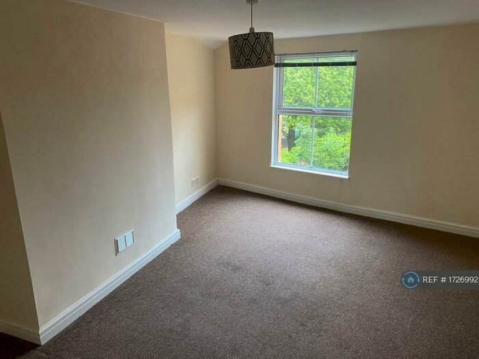 2 Bedroom Flat To Rent In Deansgate, Bolton, BL1