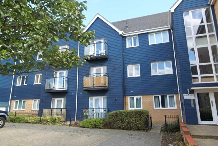 2 Bedroom Flat To Rent In Zeus Road, Southend On Sea, SS2