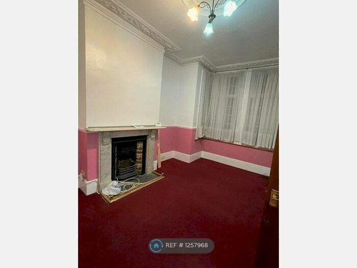 4 Bedroom Terraced House To Rent In Tudor Road, London E6