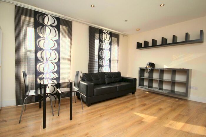 1 Bedroom Flat To Rent In Balls Pond Road, Dalston Junction, London, N1