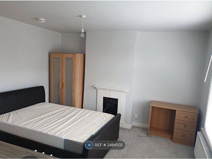 Studio To Rent In London Road, Chalfont St. Giles, HP8