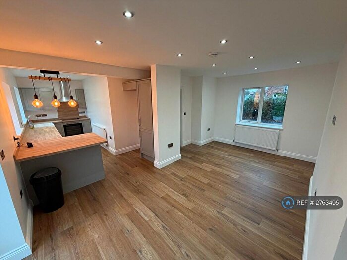 3 Bedroom Semi-Detached House To Rent In Claughton Avenue, Crewe, CW2