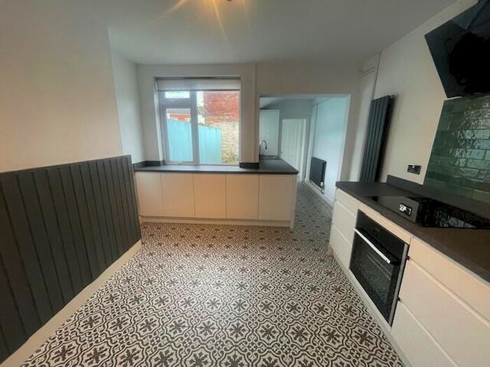 3 Bedroom End Of Terrace House To Rent In Linton Street, Lincoln, LN5