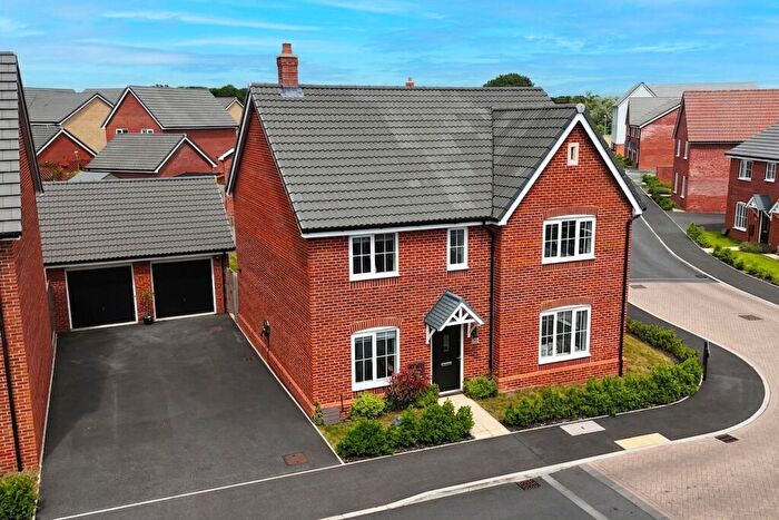 4 Bedroom Detached House For Sale In Hyperion Row, Hampden View, Norwich, NR5