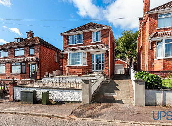 3 Bedroom Detached House For Sale In Westway Crescent, Belfast, BT13