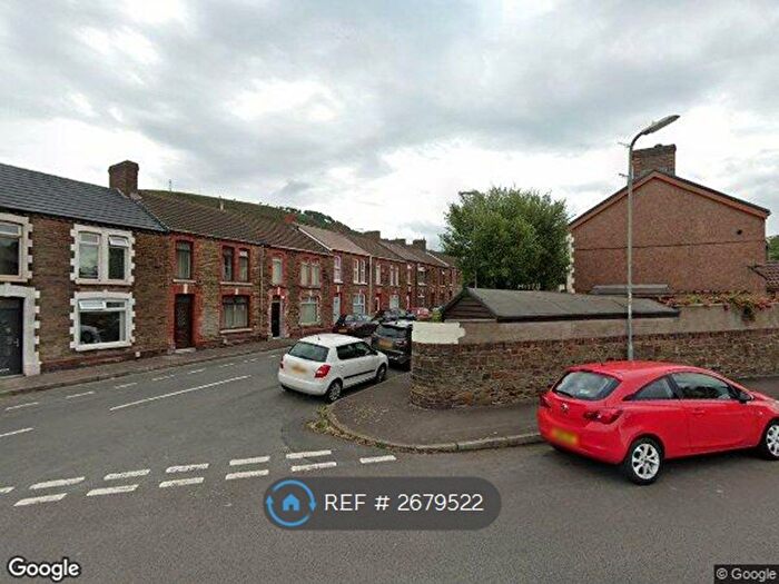 3 Bedroom End Of Terrace House To Rent In Park View, Port Talbot, SA13