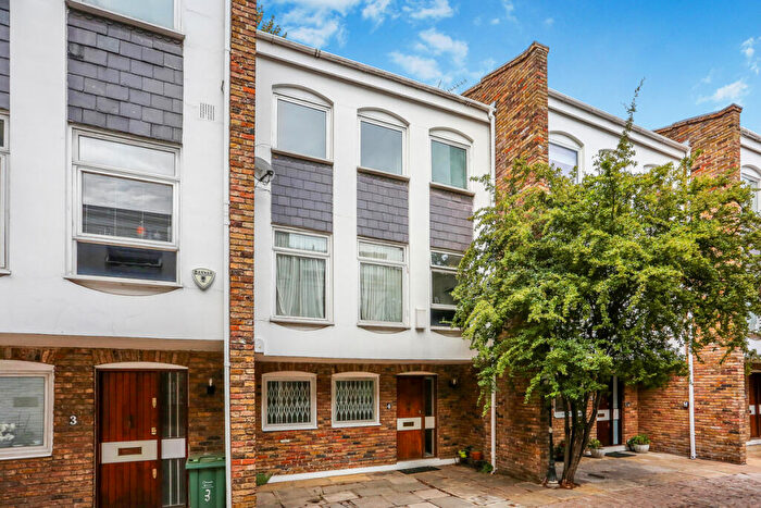 3 Bedroom Terraced House To Rent In Old Brewery Mews, Hampstead, NW3
