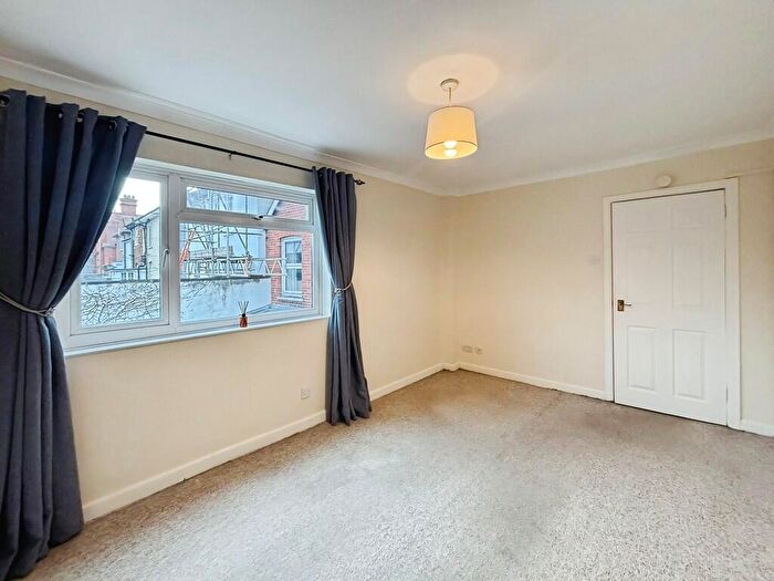 1 Bedroom Apartment To Rent In Cathedral Court, Exeter Street, SP1