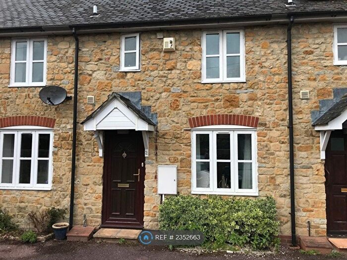 2 Bedroom Terraced House To Rent In Pageant Close, Sherborne, DT9
