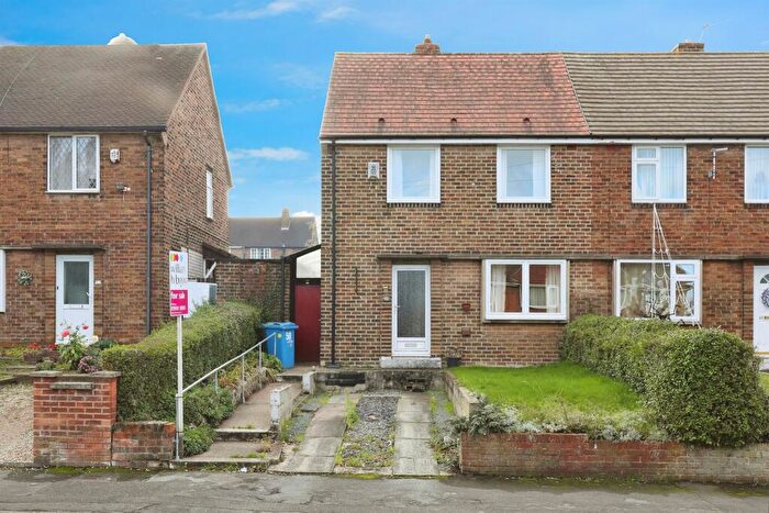 2 Bedroom Semi Detached House For Sale In Kingston Road, Worksop, S80