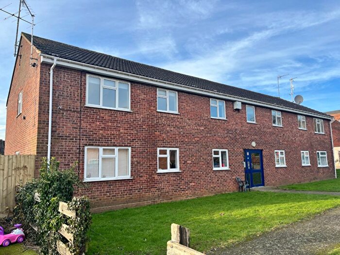 2 Bedroom Flat To Rent In Riverside Drive, Weedon, Northampton, Northamptonshire, NN7