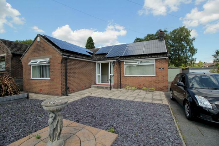 2 Bedroom Bungalow To Rent In West Drive, Tintwistle, Glossop, SK13