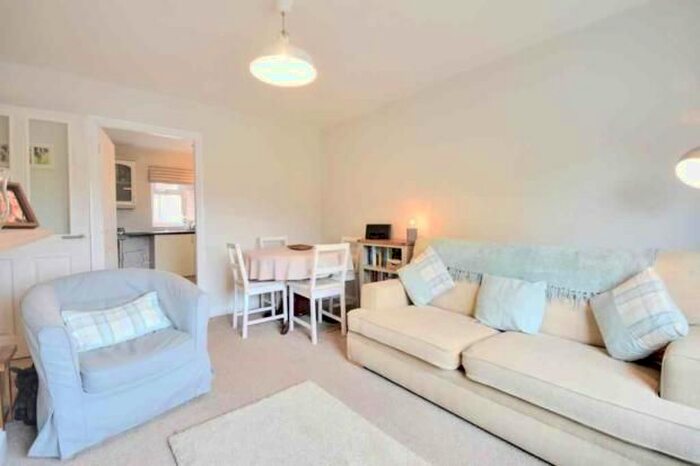 1 Bedroom Flat To Rent In Morritt Close, York YO31