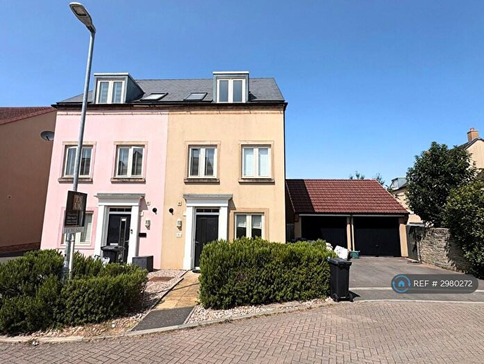 4 Bedroom Semi Detached House To Rent In Harvest Way, Bristol, BS35