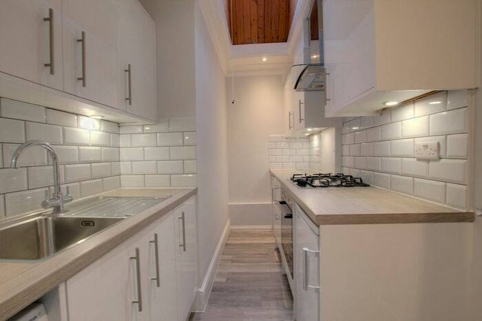 1 Bedroom Flat To Rent In Church Road (), Hendon, NW4