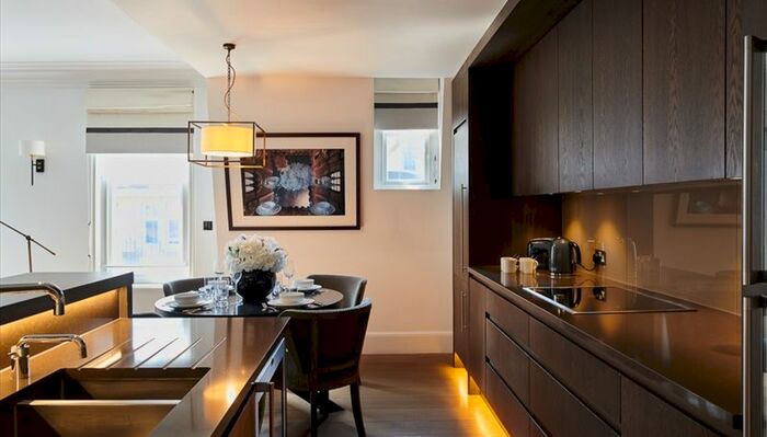 1 Bedroom Flat To Rent In Duke Street, Mayfair, W1K