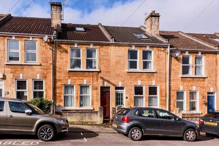 4 Bedroom Terraced House To Rent In Lymore Gardens, Bath, BA2