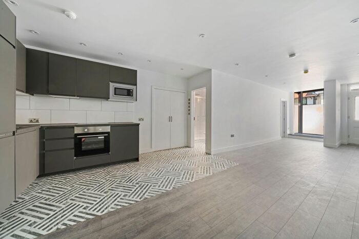 1 Bedroom Flat To Rent In Church Road, Tunbridge Wells, TN1