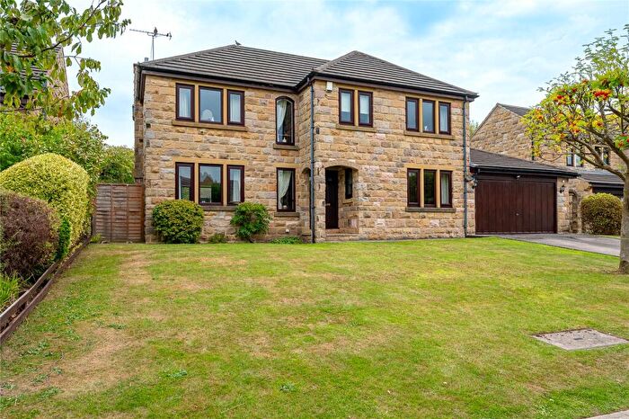 4 Bedroom Detached House For Sale In Woodland Close, Scarcroft, LS14