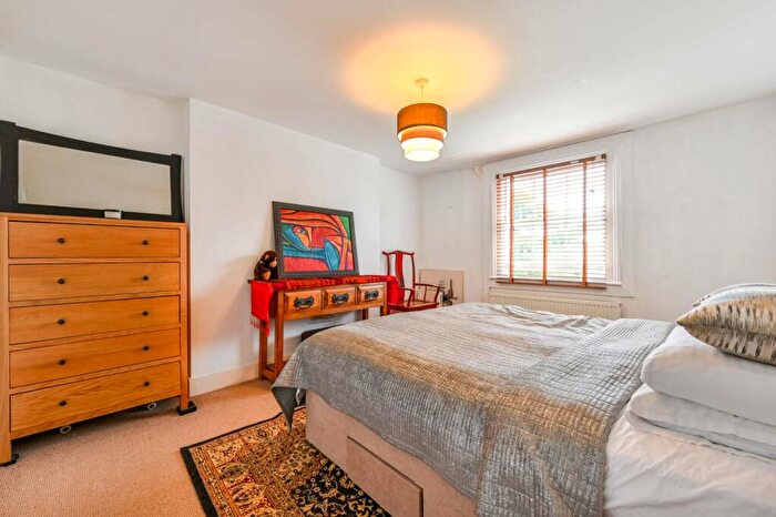 2 Bedroom Flat To Rent In Agar Grove, Camden, London, NW1