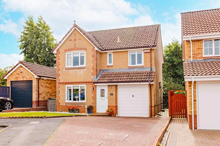 4 Bedroom Detached House For Sale In Fenwick Close, Kilmarnock, KA3