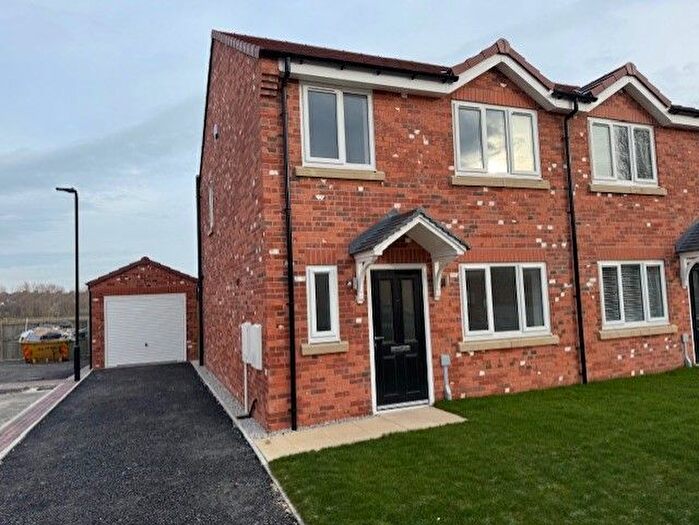 3 Bedroom Semi-detached House To Rent In Waterside Way, South Elmsall, WF9