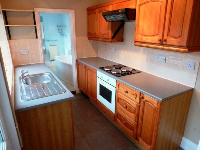 3 Bedroom End Of Terrace House To Rent In Trollope Street, Lincoln, Lincoln, LN5