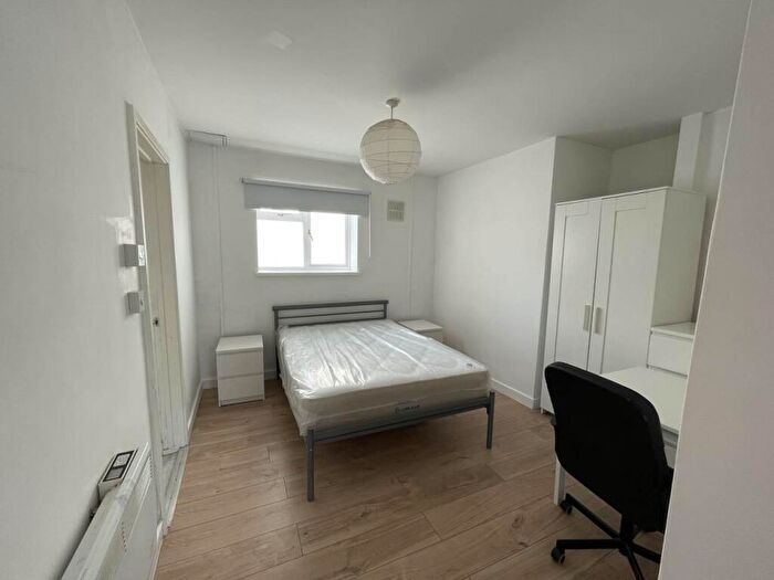 1 Bedroom Flat To Rent In Cathays Terrace, Cathays, Cardiff, CF24